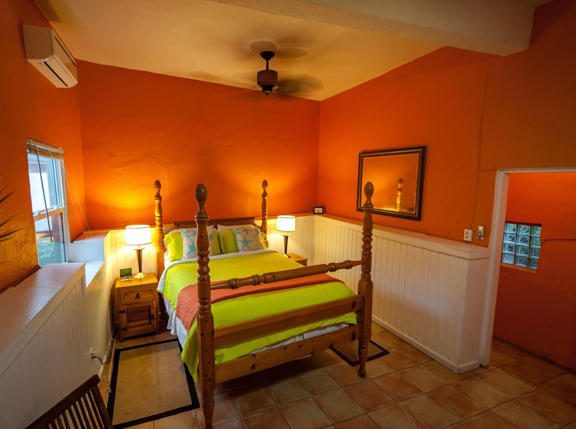 St. John Inn Cruz Bay Exterior foto